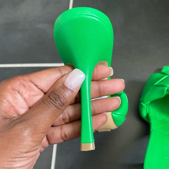 Bottega Veneta Lido Mule Size 8 - Picture 6 of 8